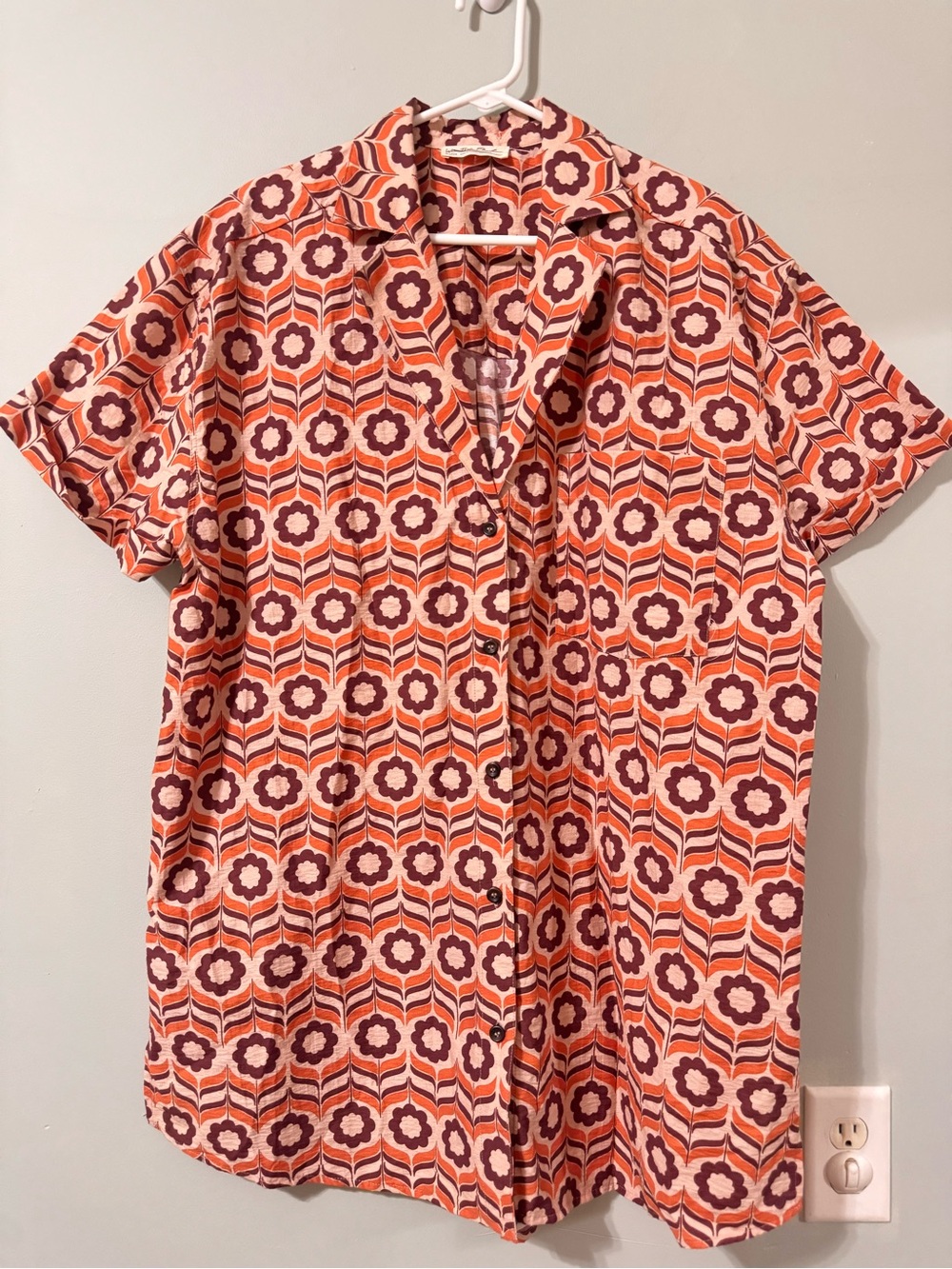 We The Free Share Good Vibes short-sleeve retro style geometric flower shirt XL